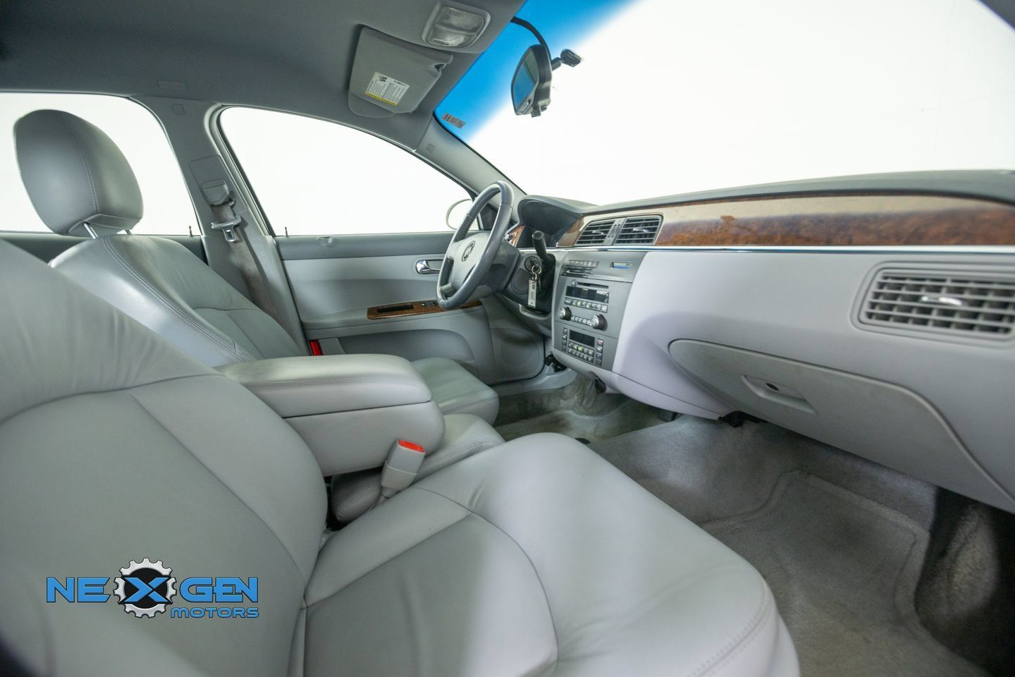 Used 2006 Buick LaCrosse CXL w/ Chrome Appearance Package FWD image 37