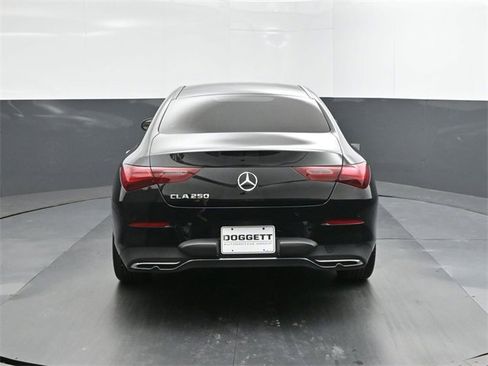 Used 2025 Mercedes-Benz CLA 250 image 8