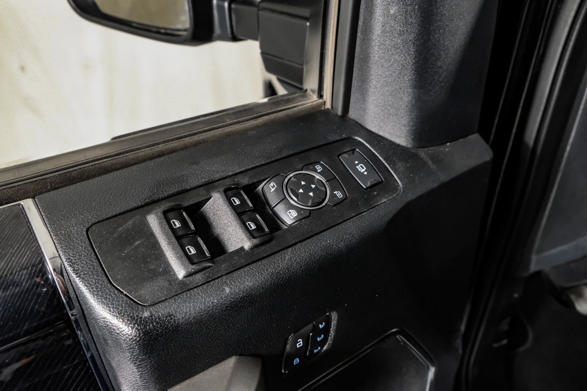 Used 2020 Ford F350 Platinum w/ FX4 Off-Road Package AWD/4WD image 36