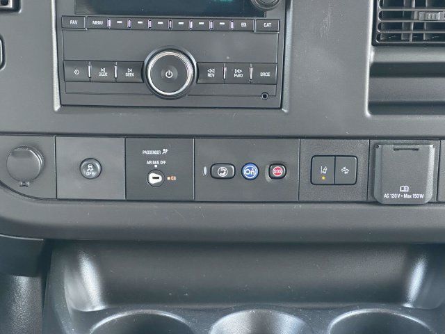 Used 2020 Chevrolet Express 3500 LT w/ LT Preferred Equipment Group RWD image 21