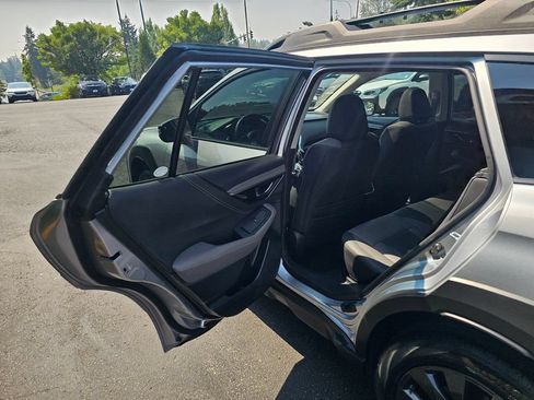 Used 2024 Subaru Outback Onyx Edition XT AWD/4WD image 15