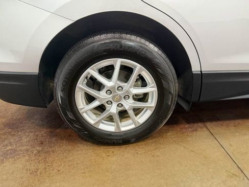 Used 2022 Chevrolet Equinox LT image 90