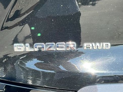 Used 2022 Chevrolet Blazer Premier w/ Enhanced Convenience Package image 11