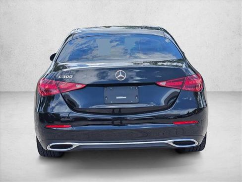 Used 2022 Mercedes-Benz C 300 Sedan image 4