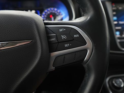 Used 2016 Chrysler 200 Limited w/ Anniversary Edition FWD image 22
