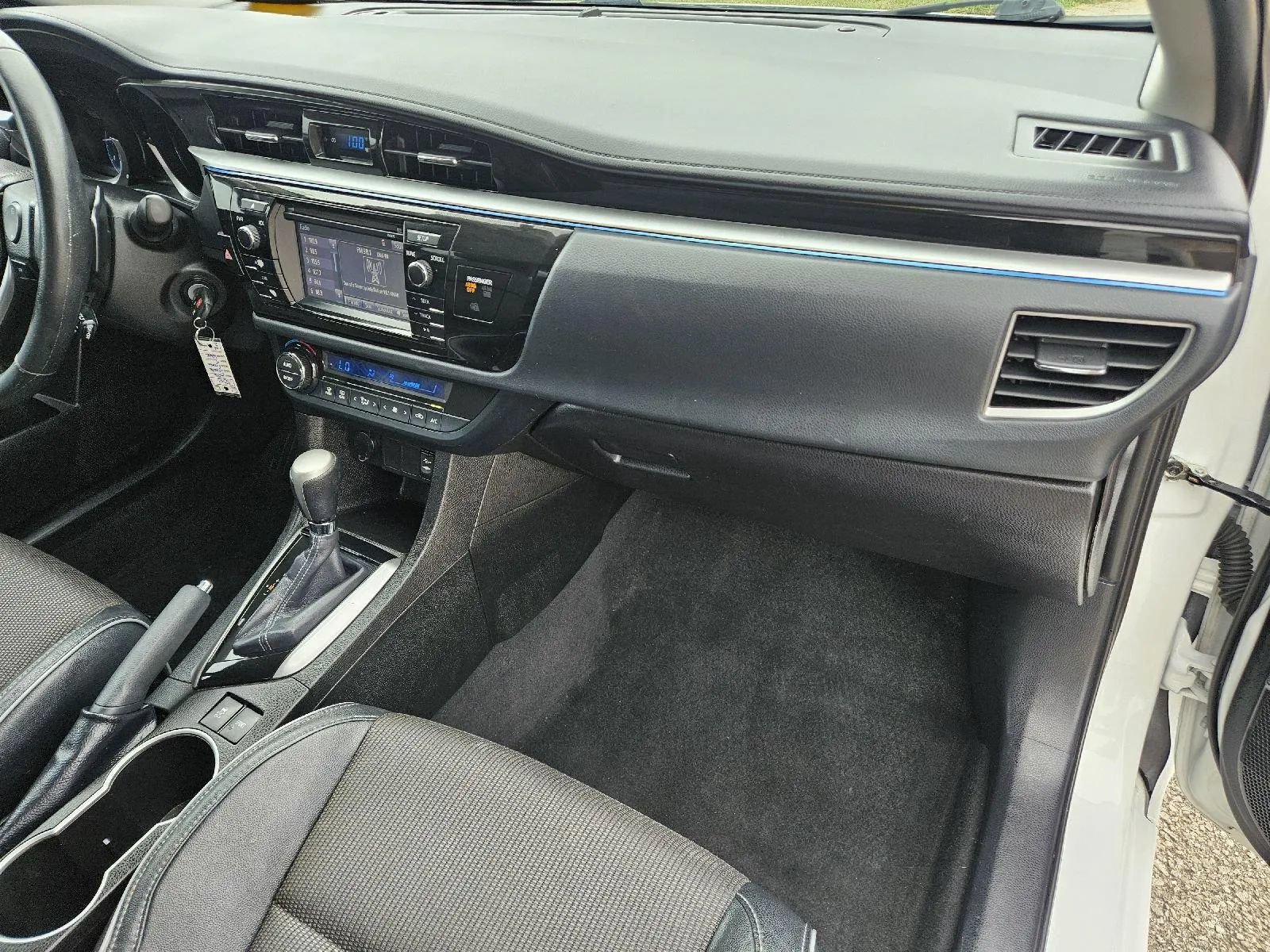 Used 2016 Toyota Corolla S FWD image 16