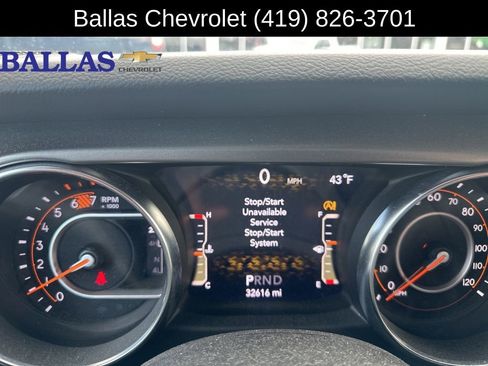 Used 2022 Jeep Wrangler Willys image 10