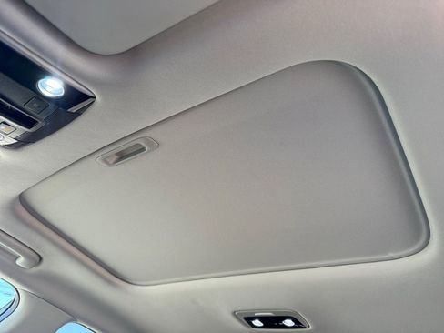 Used 2023 Kia Seltos SX w/ SX Sunroof Package image 16