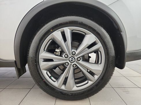 Used 2019 Nissan Murano Platinum image 40