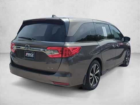 Used 2019 Honda Odyssey Elite image 5