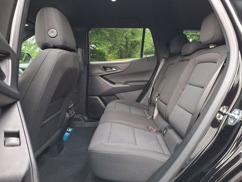 Used 2025 Chevrolet Equinox LT AWD/4WD image 10