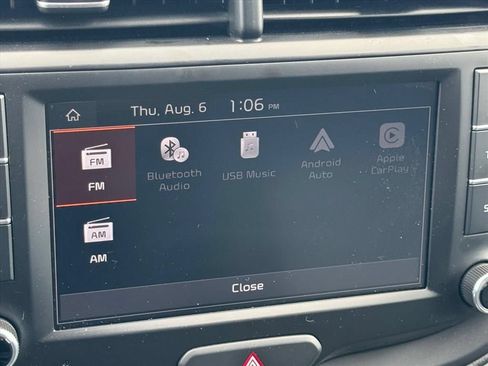 Certified 2025 Kia Soul LX w/ LX Technology Package FWD image 23