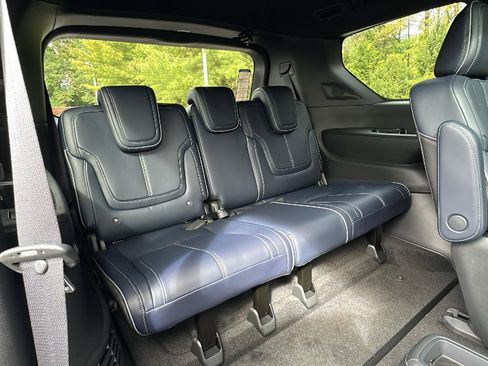 New 2026 INFINITI QX80 4WD image 11