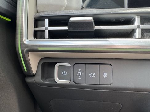 Used 2024 Hyundai Santa Fe Calligraphy image 29