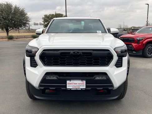 New 2026 Toyota Tacoma TRD Off-Road image 2