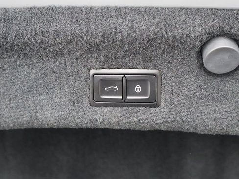 Used 2022 Bentley Continental GT AWD/4WD image 18