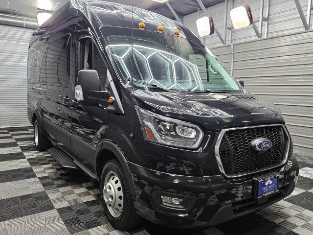 Used 2025 Ford Transit 350 XLT RWD image 5
