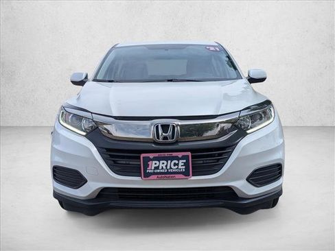 Used 2021 Honda HR-V LX image 2