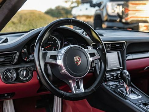 Used 2015 Porsche 911 Turbo S image 12