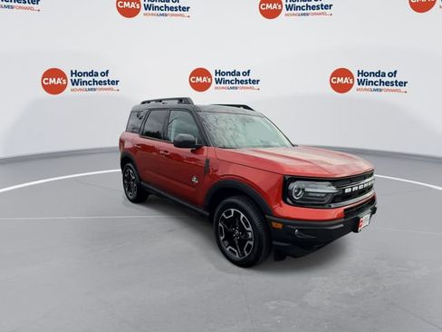 Used 2023 Ford Bronco Sport Outer Banks image 2