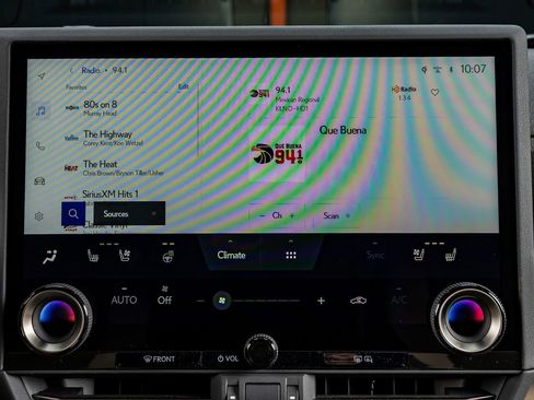 Used 2025 Lexus GX 550 image 25