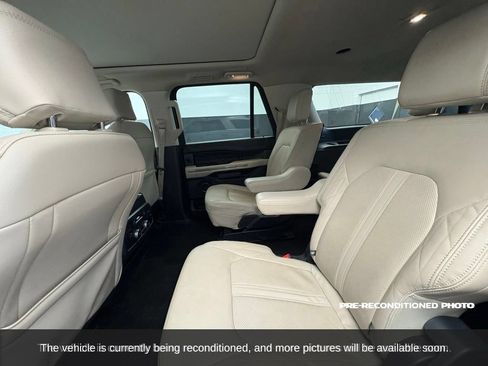 Used 2023 Ford Expedition Max Platinum AWD/4WD image 15