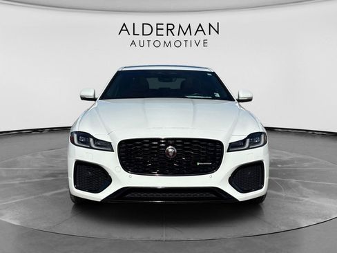 Used 2021 Jaguar XF R-Dynamic SE AWD/4WD image 9