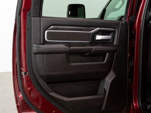 Used 2024 RAM 2500 Big Horn image 9