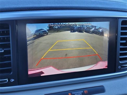 Used 2020 Kia Sportage S w/ S Sunroof Package image 25