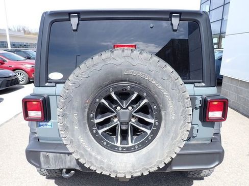 Used 2024 Jeep Wrangler Willys image 3