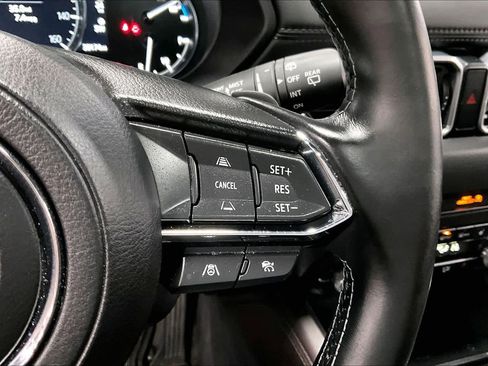 Used 2023 MAZDA CX-5 Signature image 23