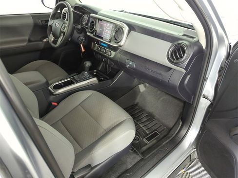 Used 2021 Toyota Tacoma SR5 image 33