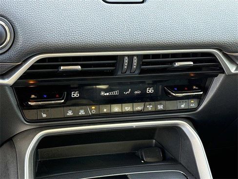 Used 2024 MAZDA CX-90 3.3 Turbo w/ Preferred Plus image 22