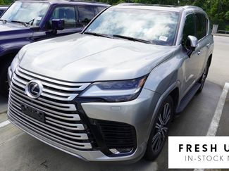 Used 2024 Lexus LX 600 4WD w/ Luxury Package video 1