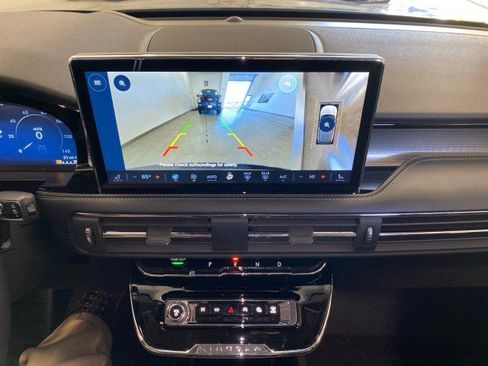 Certified 2023 Lincoln Corsair AWD w/ Equipment Group 102A image 28