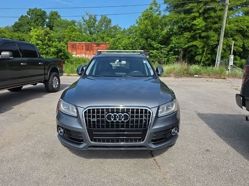 Used 2016 Audi Q5 2.0T Premium Plus w/ Technology Package AWD/4WD image 2