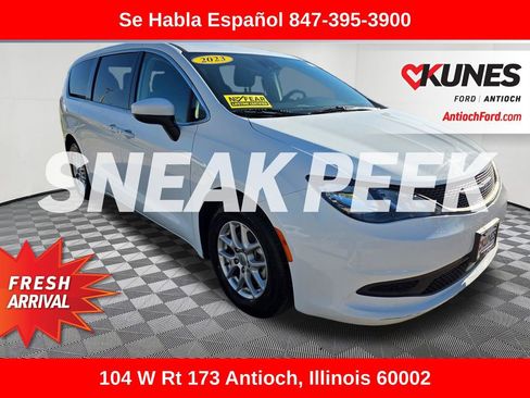 Used 2023 Chrysler Voyager LX FWD image 1