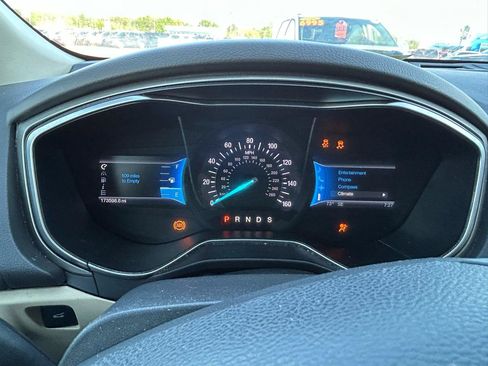 Used 2013 Ford Fusion SE FWD image 21