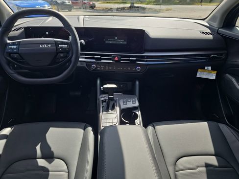 New 2026 Kia Sportage SX image 13