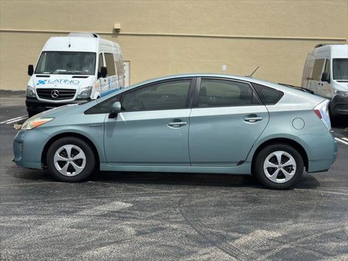 Used 2015 Toyota Prius Three image 4