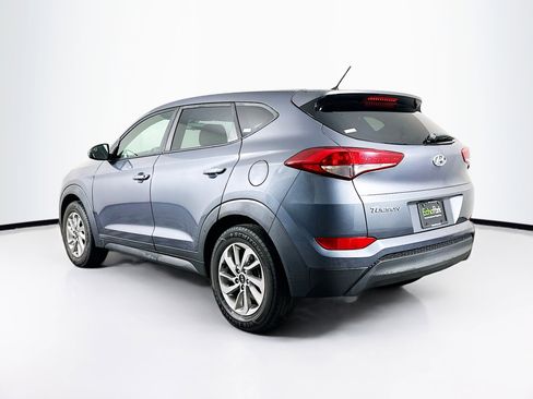 Used 2018 Hyundai Tucson SE image 5