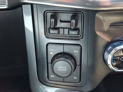 Certified 2023 Ford F150 Lariat w/ Equipment Group 502A High image 29