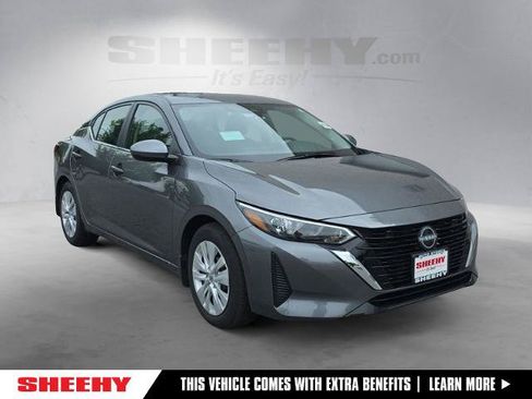 Certified 2025 Nissan Sentra S FWD image 1