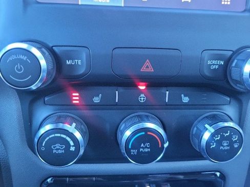 Used 2024 RAM 1500 Lone Star AWD/4WD image 11