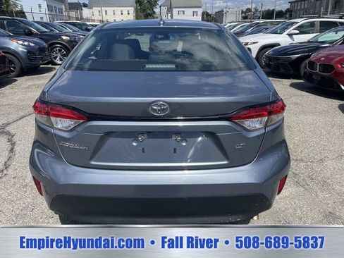 Used 2025 Toyota Corolla LE FWD image 4