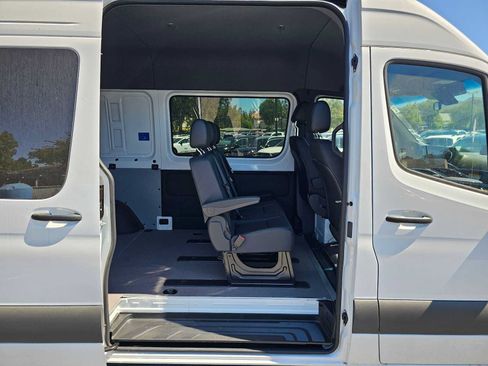 Used 2026 Mercedes-Benz Sprinter 2500 image 12