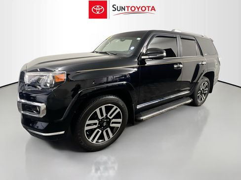 Used 2019 Toyota 4Runner Limited image 9