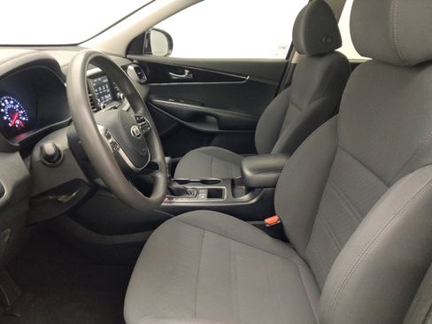 Used 2019 Kia Sorento L FWD image 17