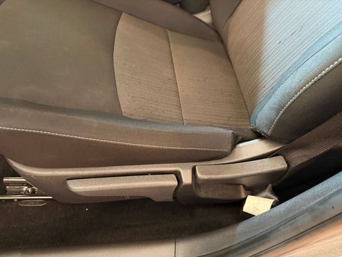 Used 2025 Nissan Sentra SV FWD image 22