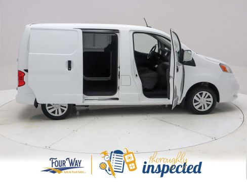Used 2017 Nissan NV200 SV w/ Technology Package FWD image 3